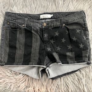 Torrid Flag Jean Shorts Black Size 20